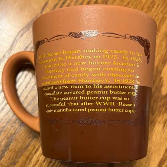Reese’s Peanut Butter Cup coffee mug from Hershey’s Chocolate world! - Picture 2 of 6